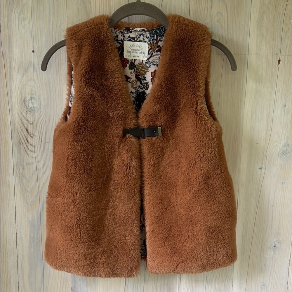 Zara Girls Faux Fur Vest Size 9-10yrs